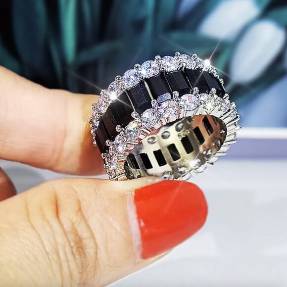 NEW 925 Sterling Silver Black Sapphire Diamond Ring Band - Picture 7 of 8